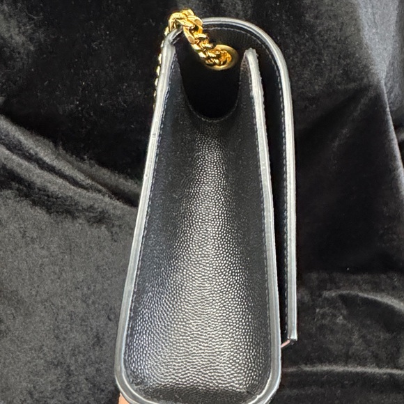 Yves Saint Laurent Medium Kate Bag - Picture 12 of 16